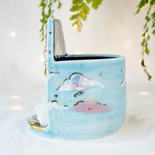 Load image into Gallery viewer, Angel Bear’s Crystal Cloud Home Vase