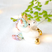 Load image into Gallery viewer, Quartz Unicorn Figurine