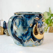 Load image into Gallery viewer, *DISCOUNT* Crescent Moon Wolf Mug - May2026
