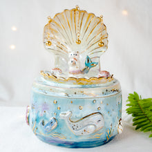 Load image into Gallery viewer, Seashell MerBear Box-S.M.
