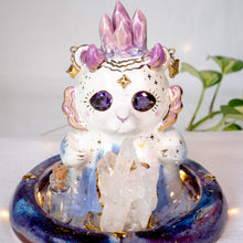 Load image into Gallery viewer, Purple Crystal Spirit Bear Lamp

