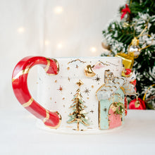 Load image into Gallery viewer, Santa Bear on Green House Cup
